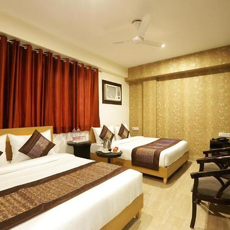 Hotel Peridot Near Igi Delhi Airport Nuova Delhi Esterno foto
